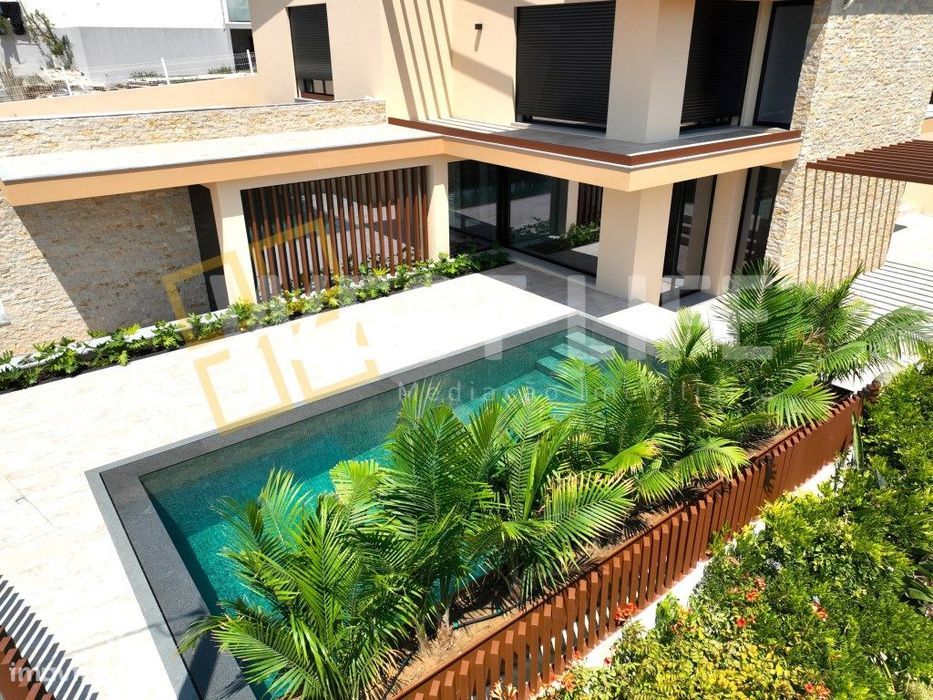 Moradia T3 NOVA com magnifico jardim, piscina e vista serra - Acaba...