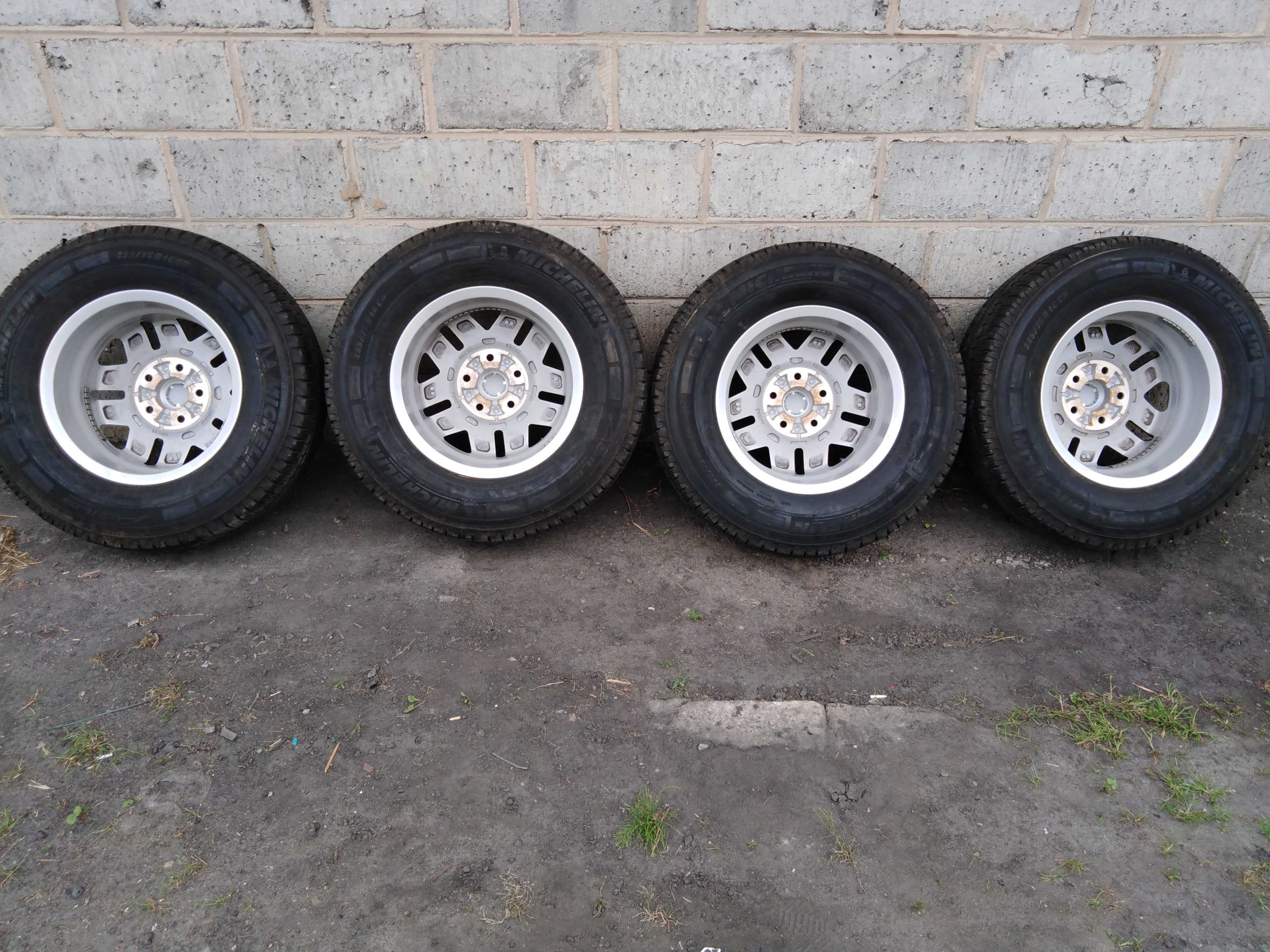 Nowe opony 4 sztuki Bus Rok 2022 Michelin Agilis CAMPING 225/75R16 C-P