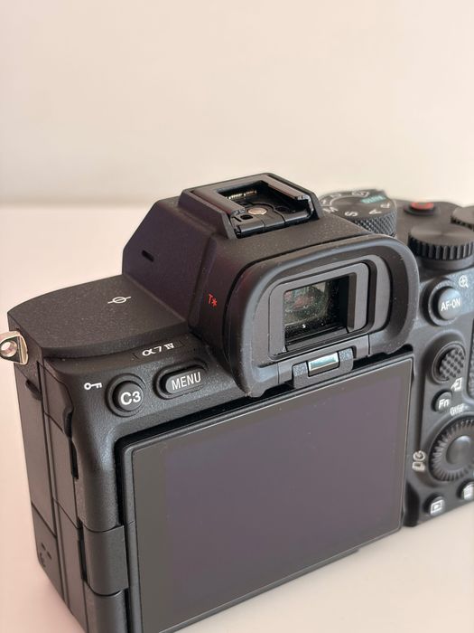 Sony a7 mark IV com garantia até 2029