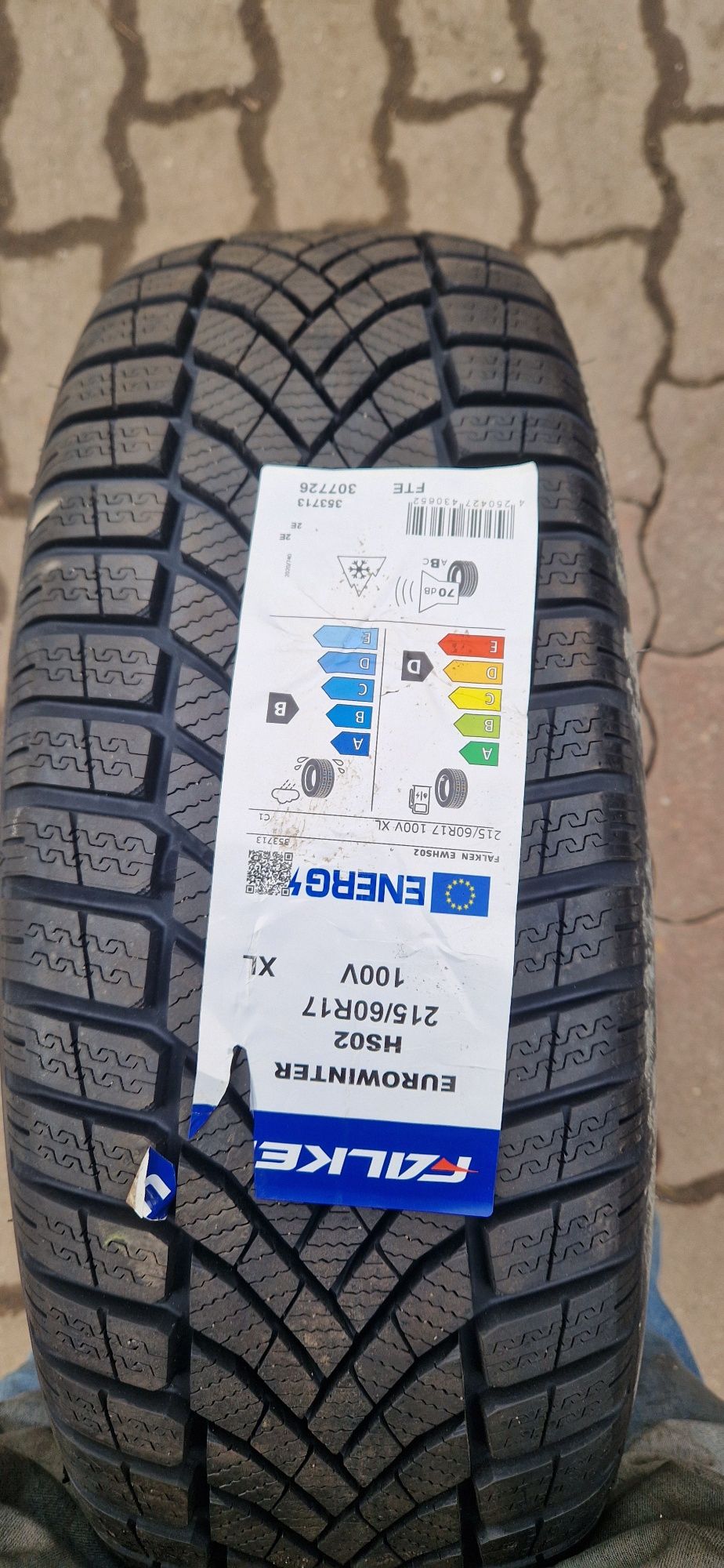215/60 R17 100V Falken Eurowinter HS02 nowa 2024r