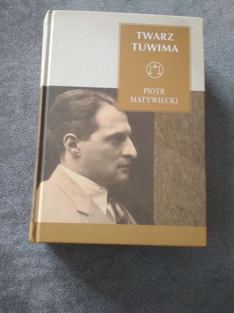 P Matywiecki - Twarz Tuwima
 Opowieść o słynnym pisarzu
