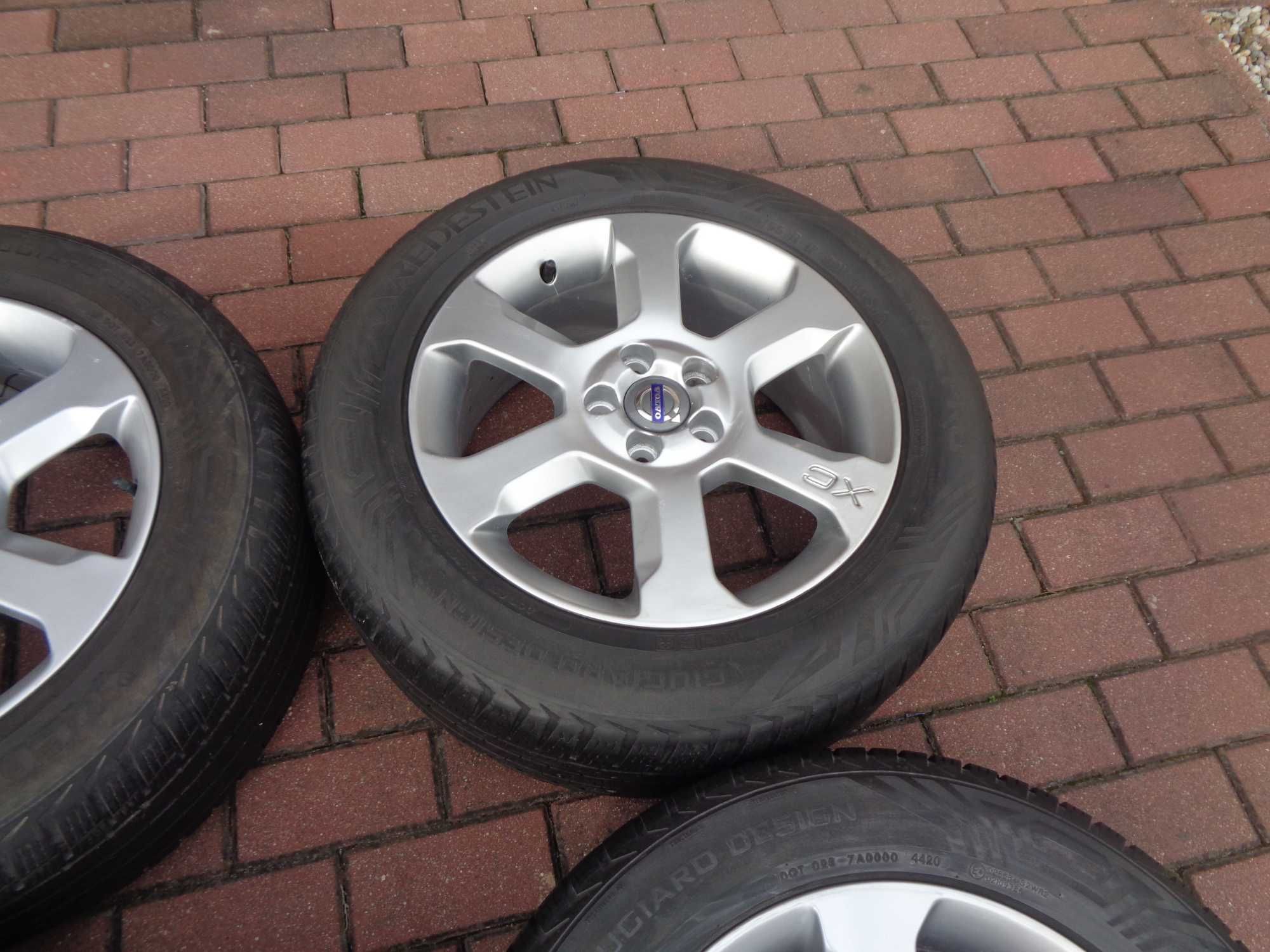 Alufelgi 17 Volvo Xc70 z oponami 235/55/17 20r 5/6mm ORG sr 63,3mm