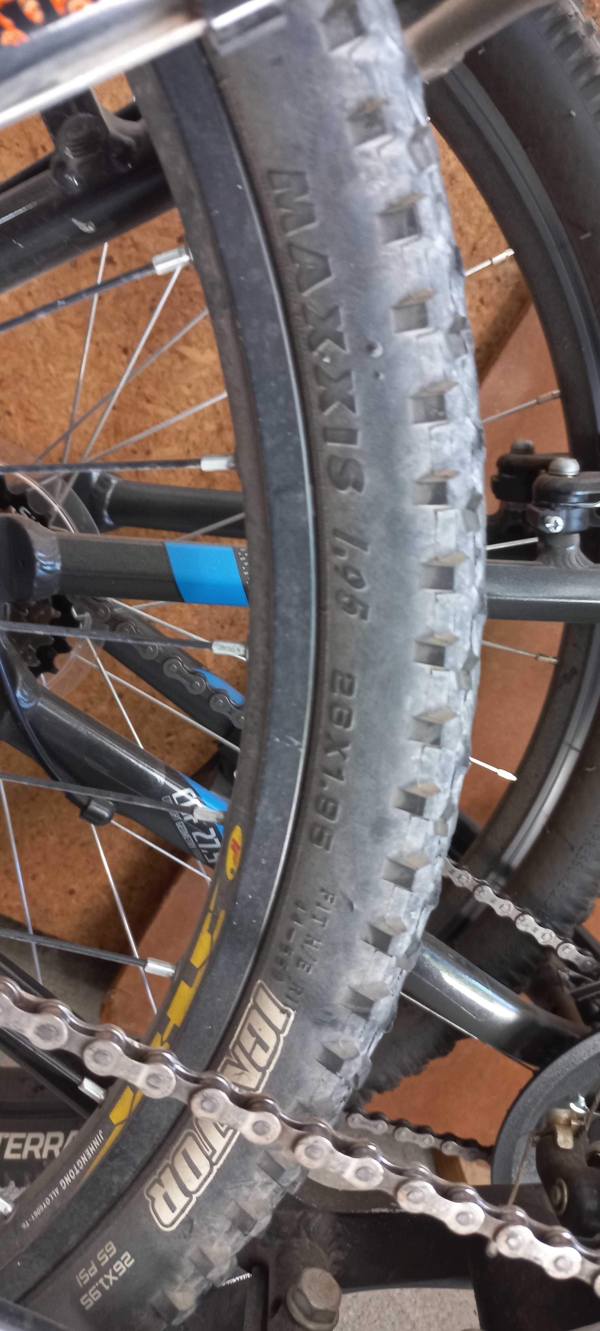 Vendo bicicleta BTT