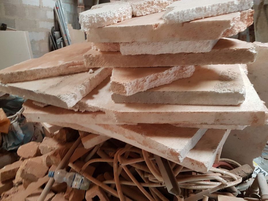 Sprzatanie  Wywóz gabarytów Opróżnianie Piwnic opóźnianie strychów