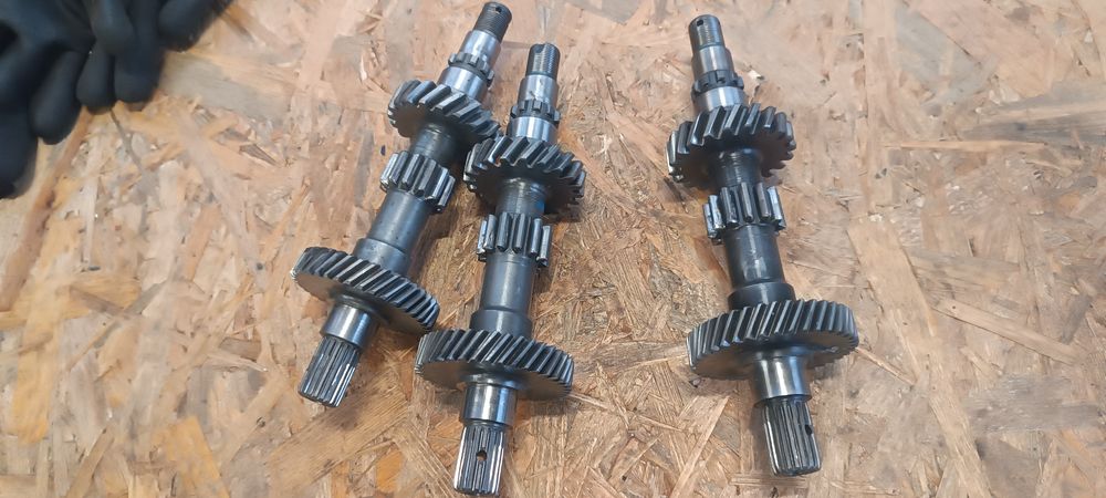 Fiat 126p choinka skrzyni biegów oryginalna czarna wzmocniona