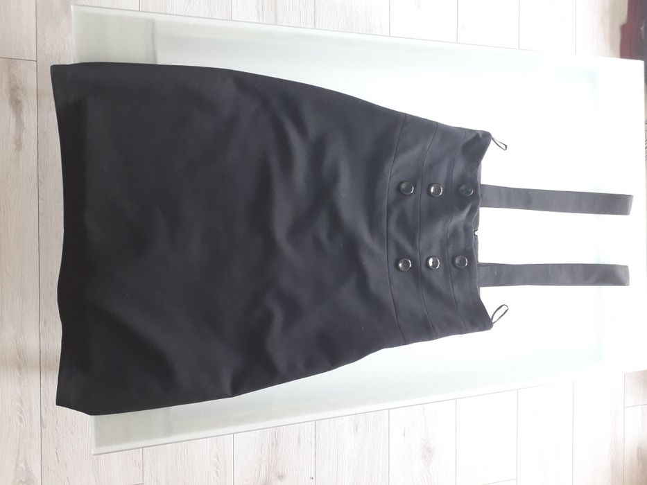 Spódnica czarna elegancka na galowo na szelkach