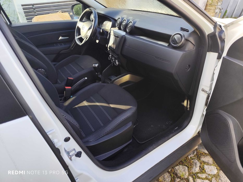 Dacia Duster 1600 Prestige. Full optional GPL