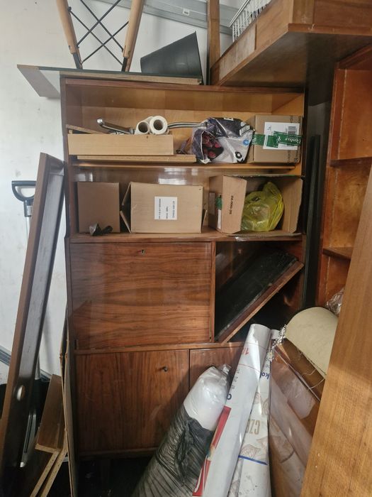 Kredens prl do odnowienia