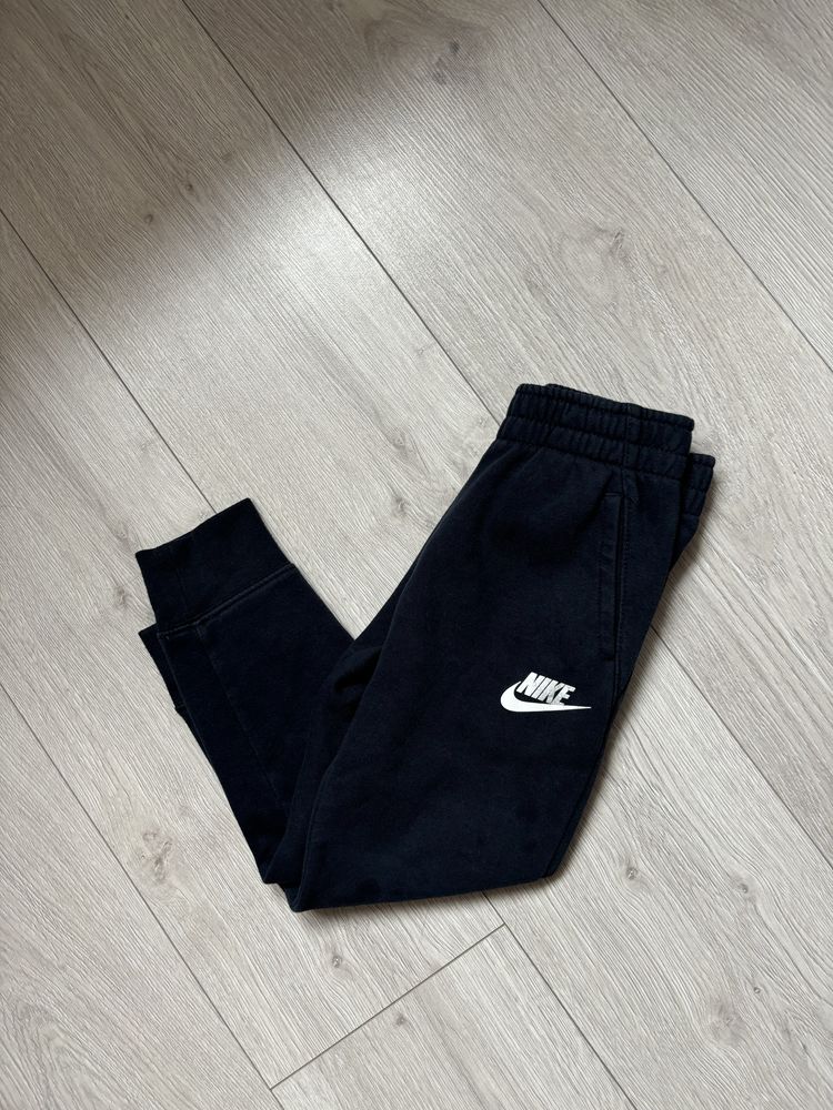 Spodnie dresowe Nike