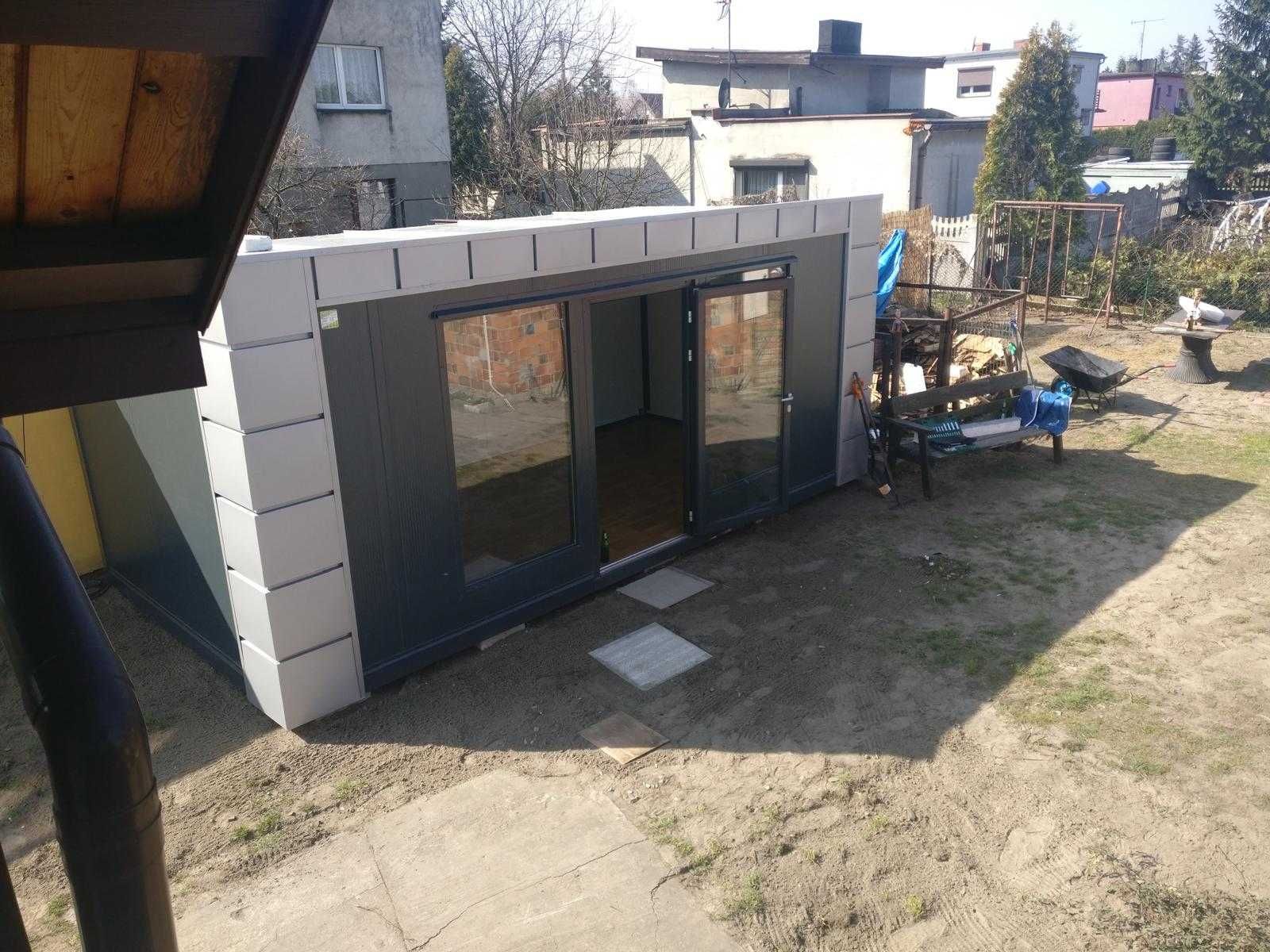 Pawilon handlowy kontener