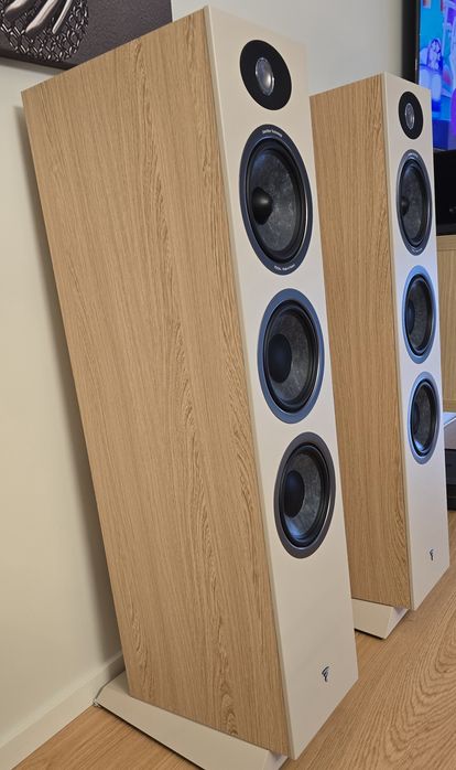 Colunas Focal Theva N°3 + Focal Theva Center em Carvalho