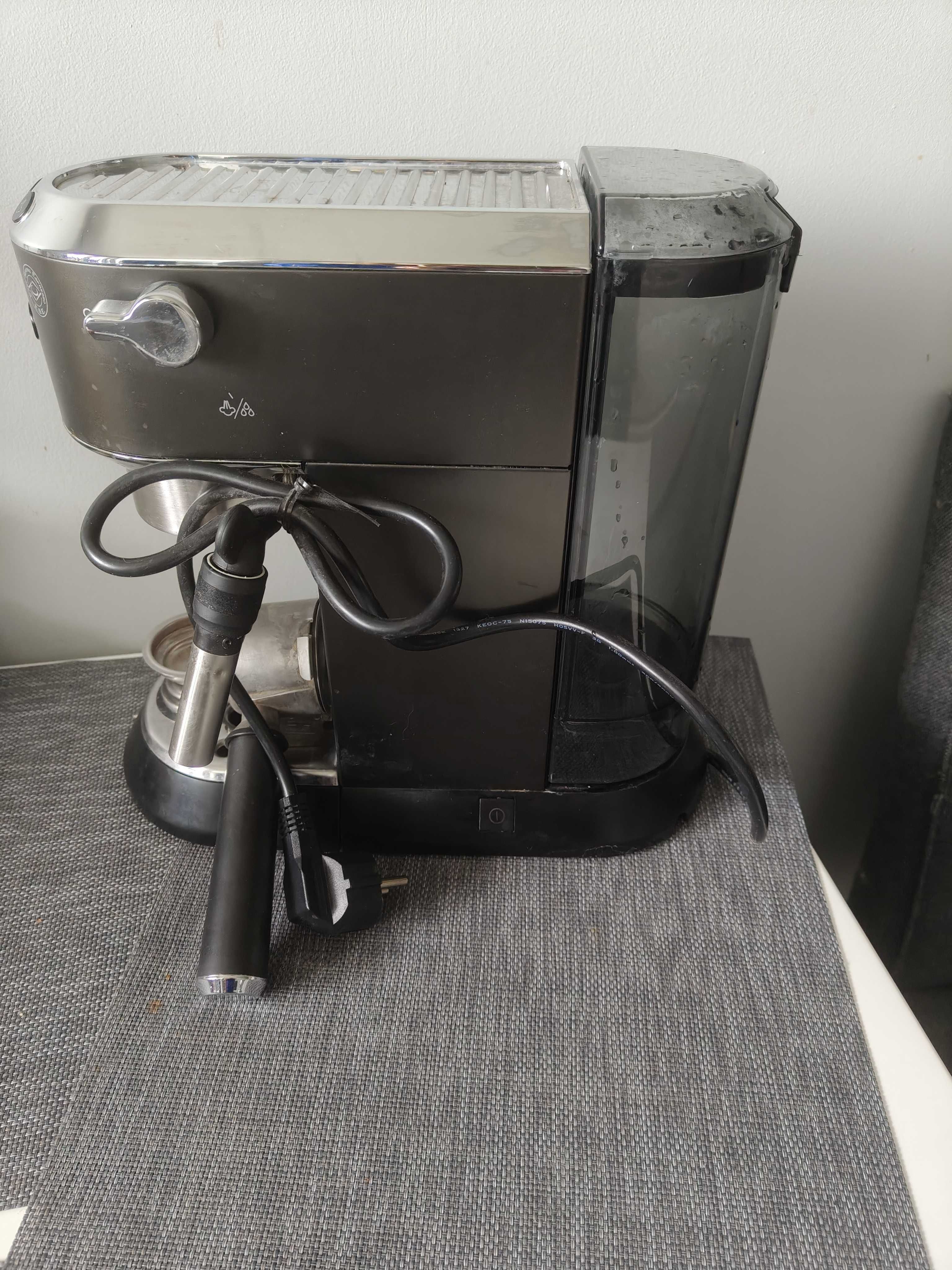 Ekspres DeLonghi
