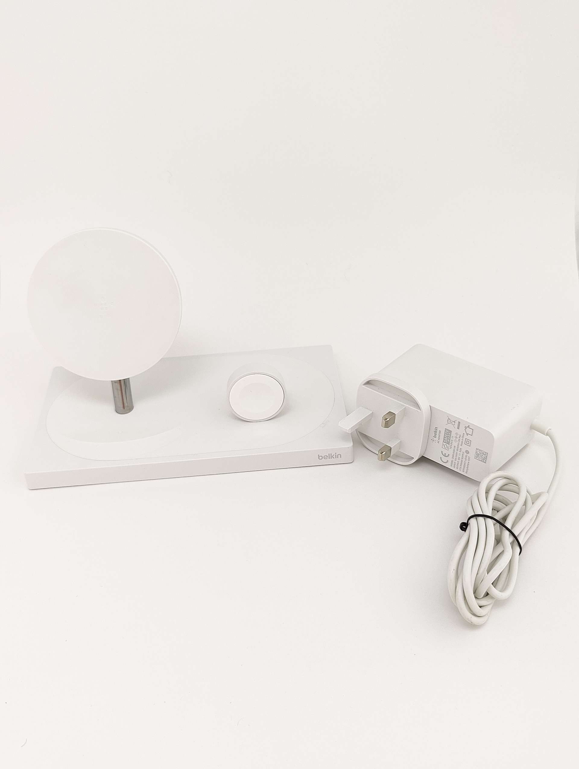 Belkin F8J234 Boost Up Wireless Charging Dock for iPhone/Apple