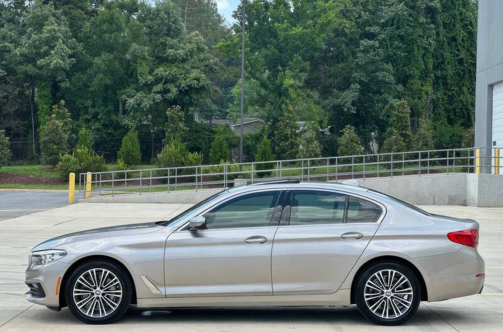 BMW 5 Series 530i      2018