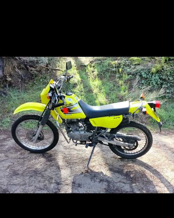 Suzuki DR125 11KW Permitido conduzir com carta categoria B