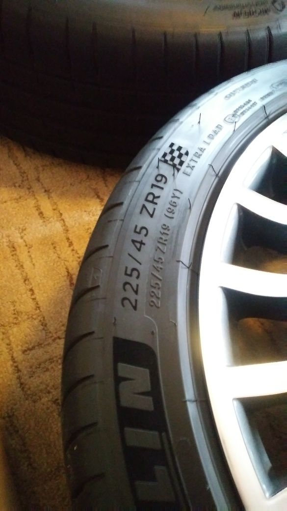 Felgi 19 - 8.5 / 9.5 - 5x112 Mercedes S-klasse Vito - Michelin