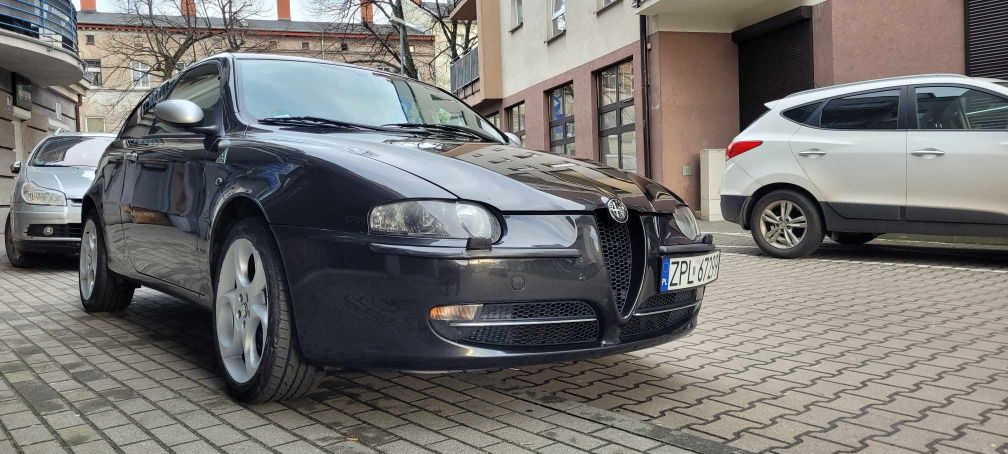 Grill/ Atrapa custom scudetto Alfa romeo 147 przedlift