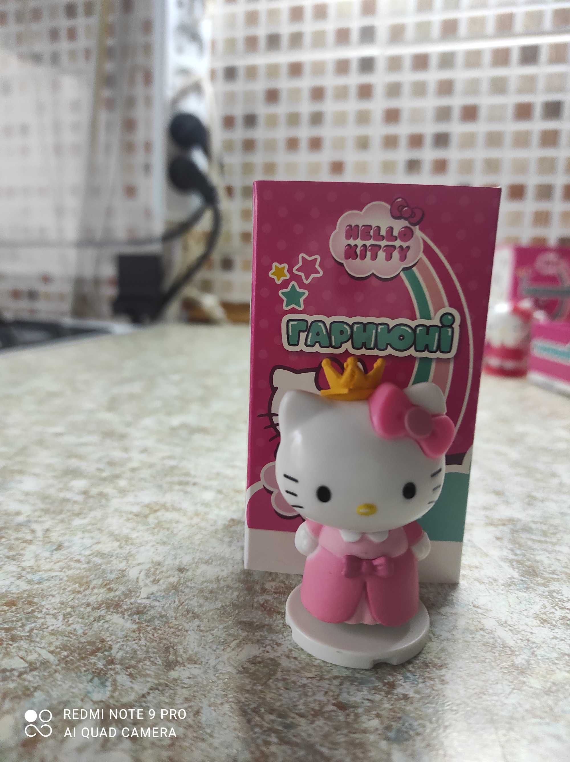 Колекційні фігурки Hello Kitty