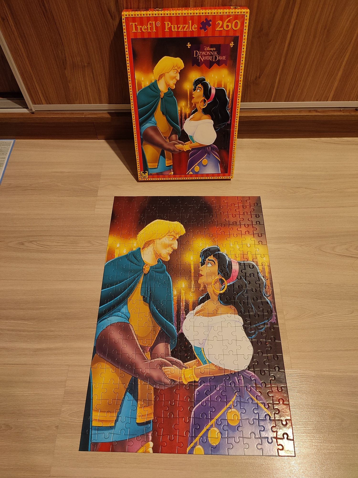 Stare puzzle Vintage Dzwonnik z Notre Dame 260 elementów