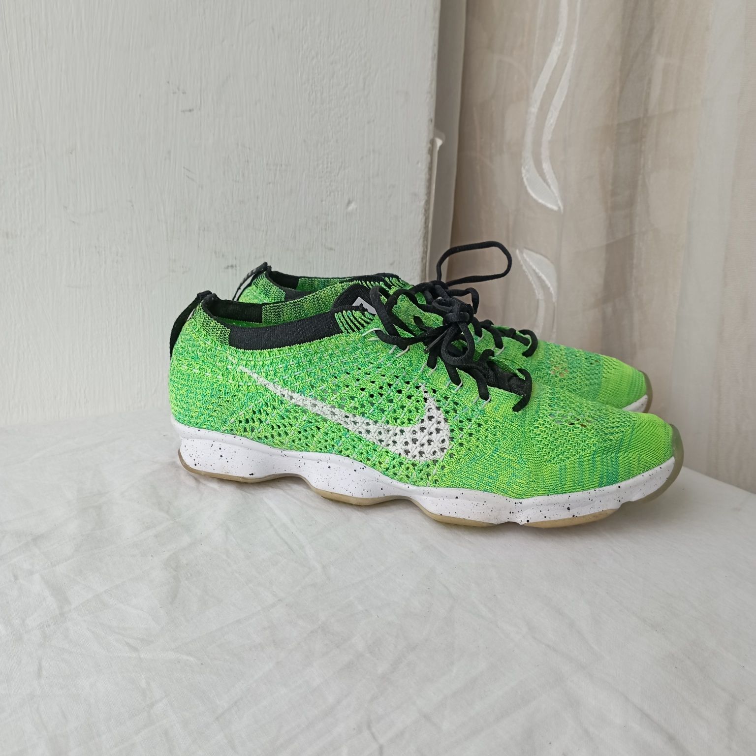 NIKE Flyknit Zoom Agility 698616-701 38-39/25 см