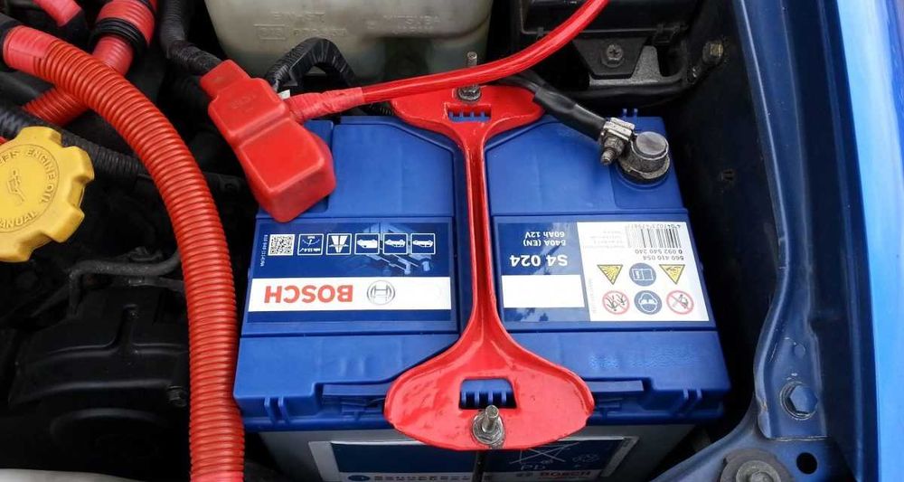 Оригінал Автомобільний Акумулятор BOSCH 60Ah 540A  Самовивіз Троєщина