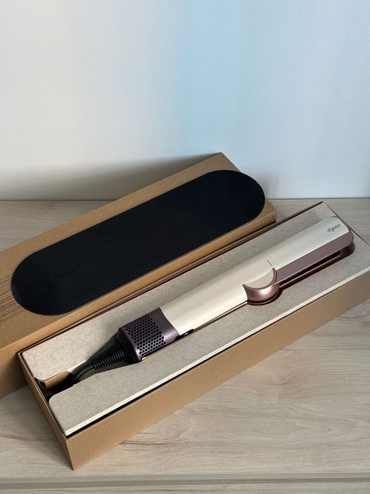 Dyson Airstrait / Дайсон еірстрейт 2025