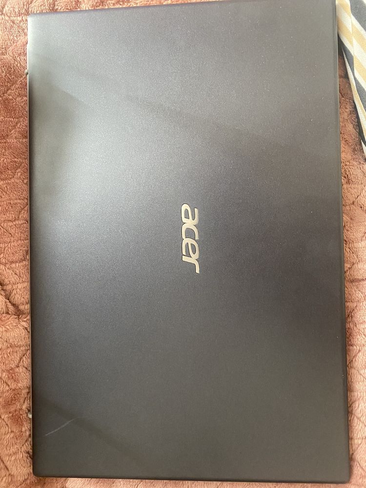 Zamienie badz sprzedam Laptop acer extensa 15