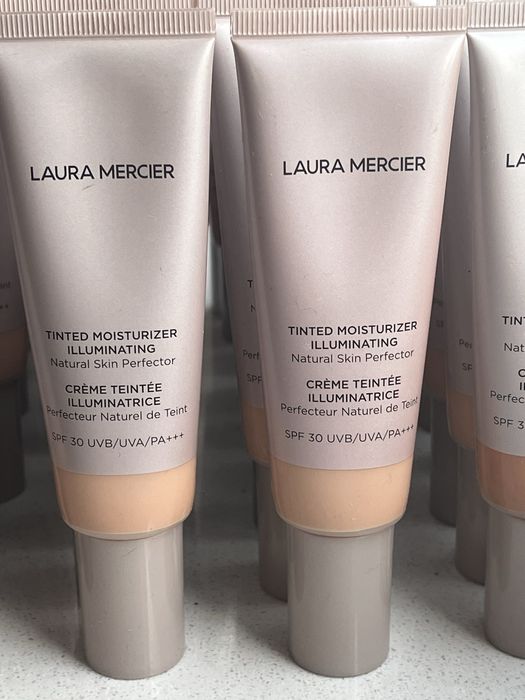 Laura Mercier Tinted Moisturizer Illuminating lekki podklad