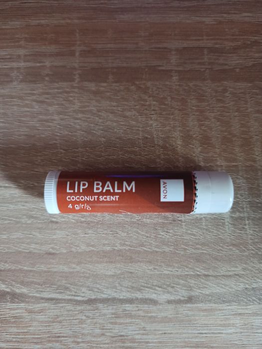 Avon LIP BALM - Nawilżający balsam do ust COCONUT SCENT