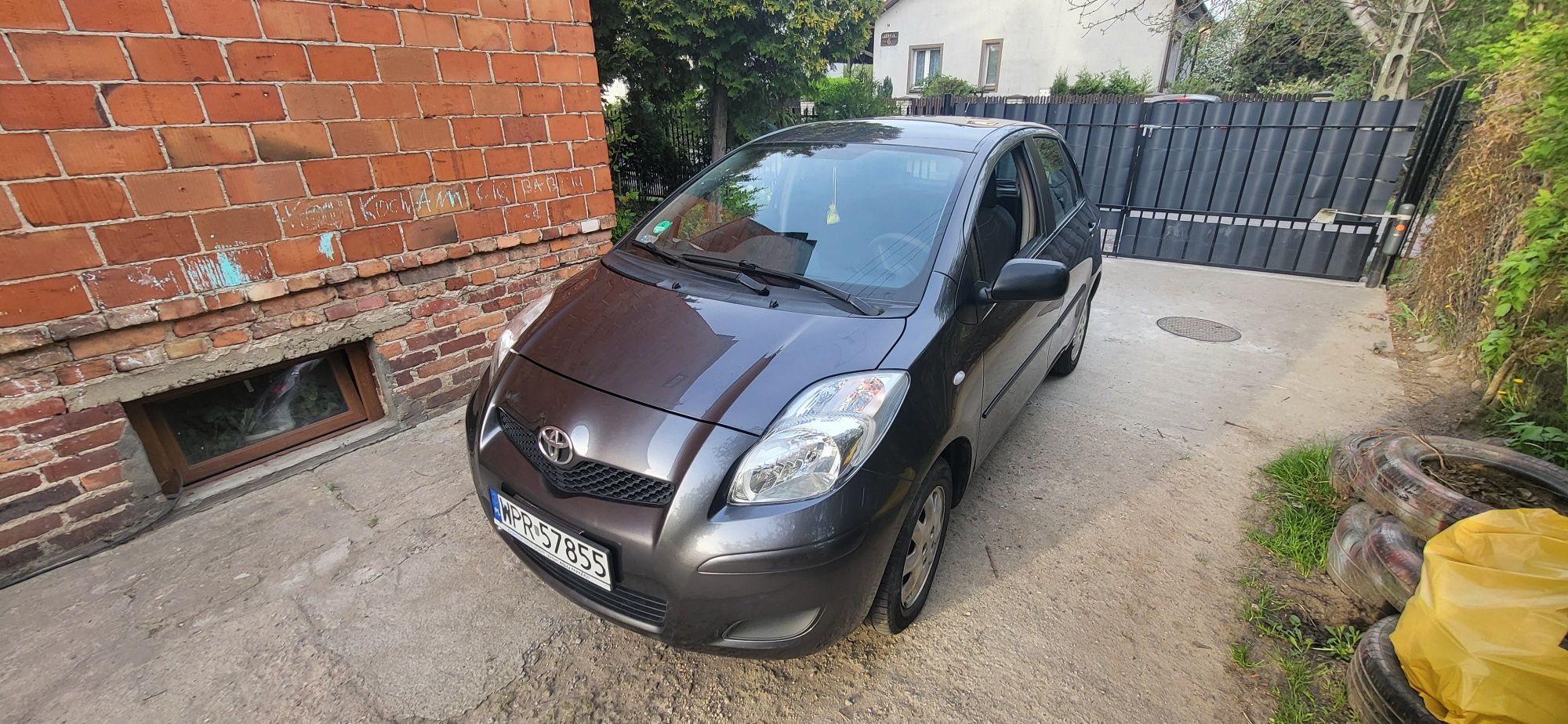 Sprzedam Toyota Yaris 2