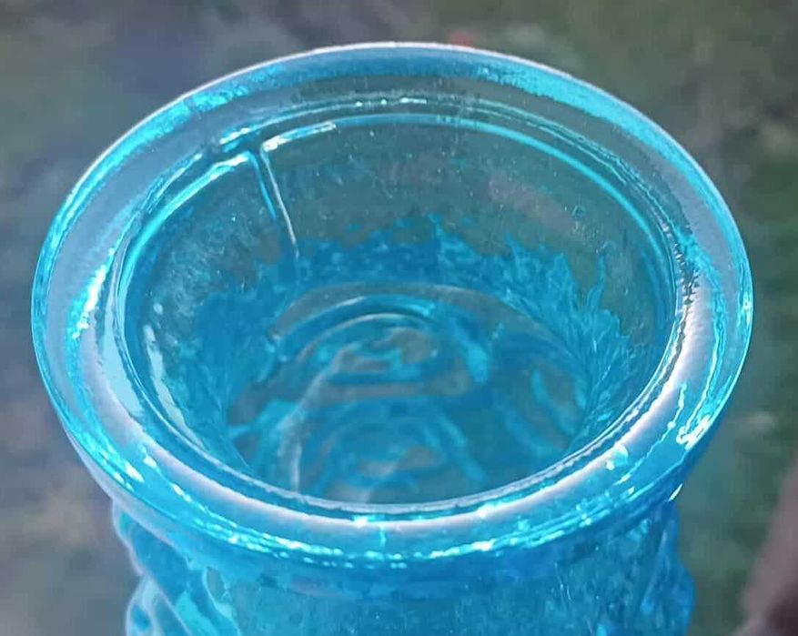 Wazon róże z huty Laura