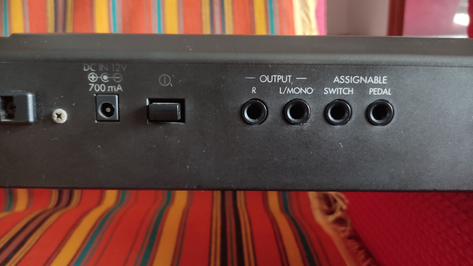 Syntezator Korg X5D klasyk