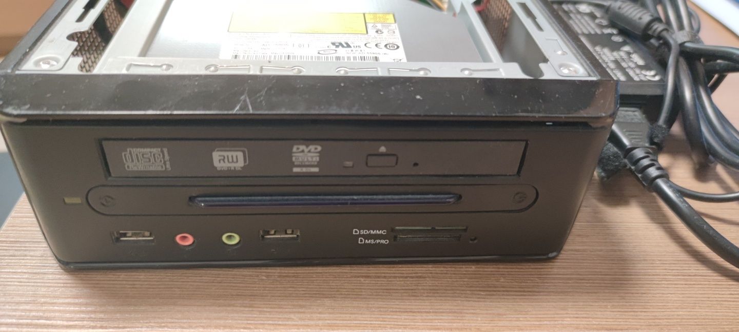 ASRock komouter 4GB RAM