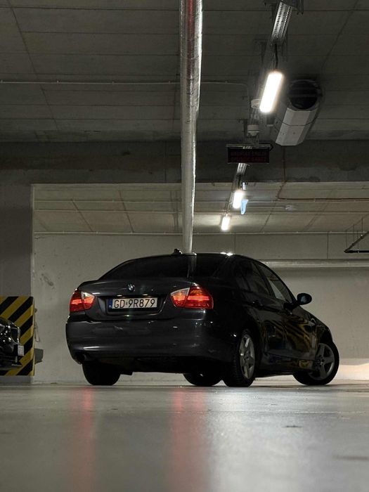 BMW Seria 3 E90 2.0d M47 – zadbane, bogate wyposażenie