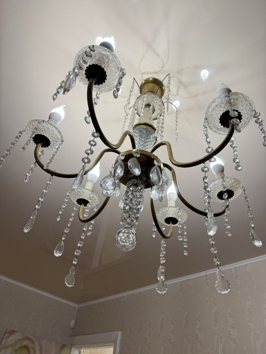 Люстра хрустальная