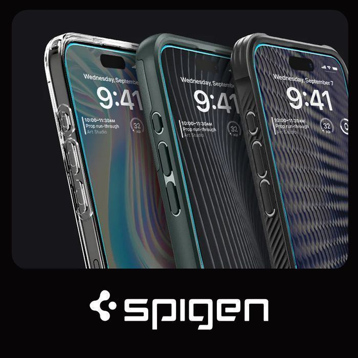 Szkło hartowane do iPhone 15 Pro Spigen Glas.TR "EZ FIT" Clear
