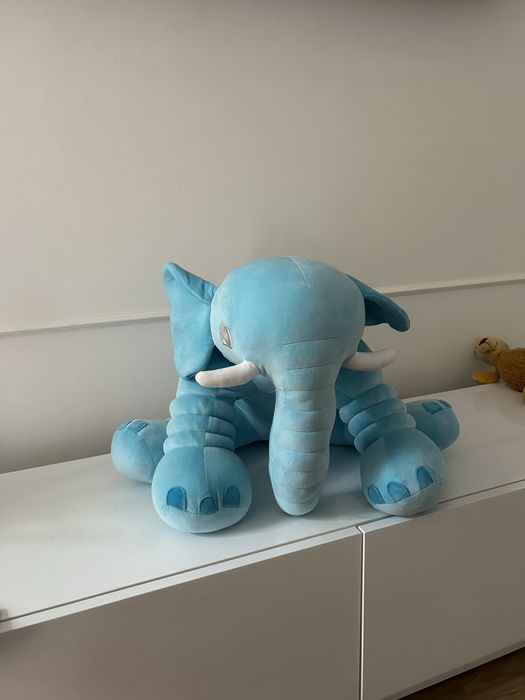 Niebieski duzy slon maskotka