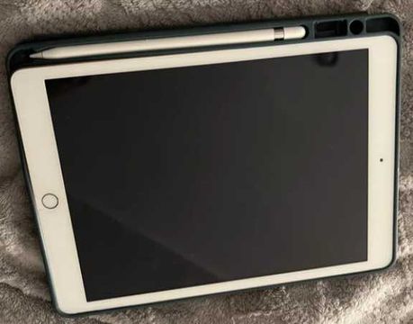 Apple iPad 2021 10,2'' Wi-Fi + Cellular + Apple Pencil +  Case + Folia