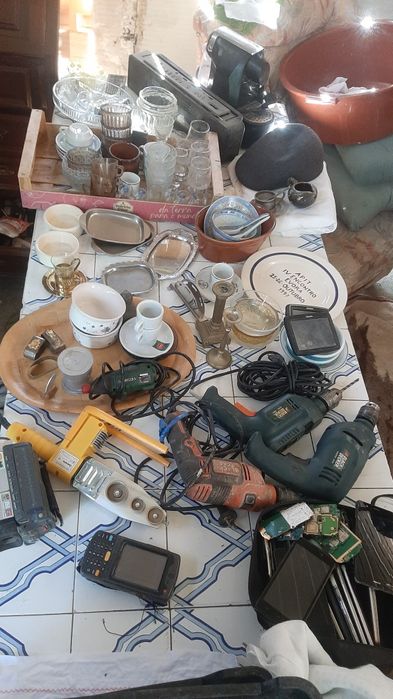 Vendo recheio de casa e diversos