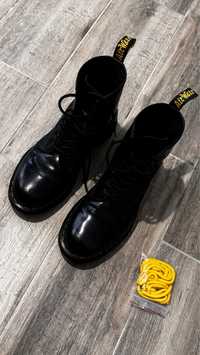 dr.martens smooth balck 1460