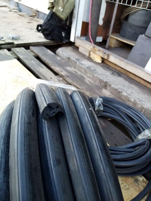 уплотнитель ЮМЗ стекло, дверь