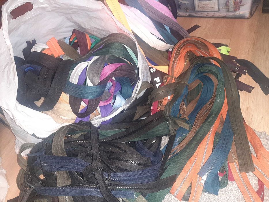 Замки  для різних  швейний виробів