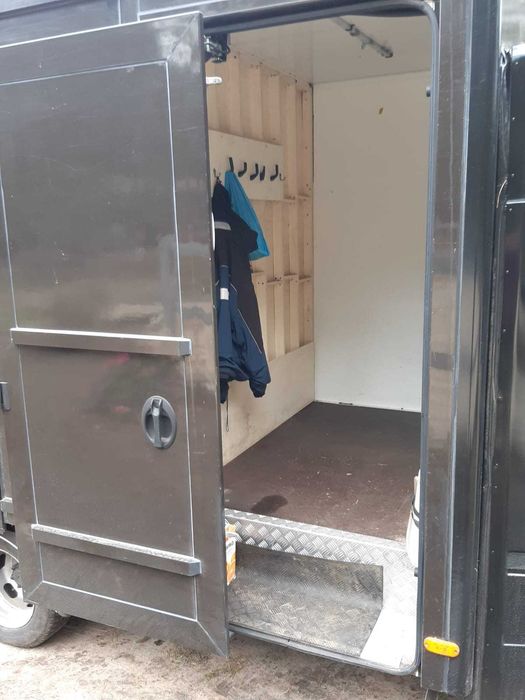 Mercedes Sprinter  416. Automat . /koniowóz