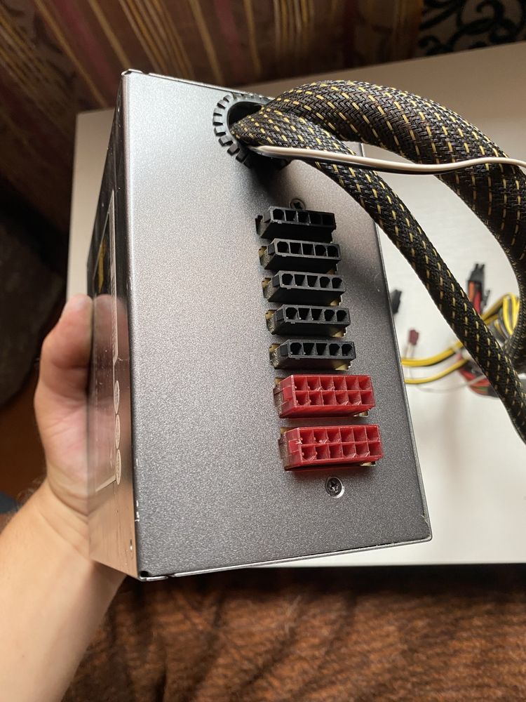 Блок Живлення 525w