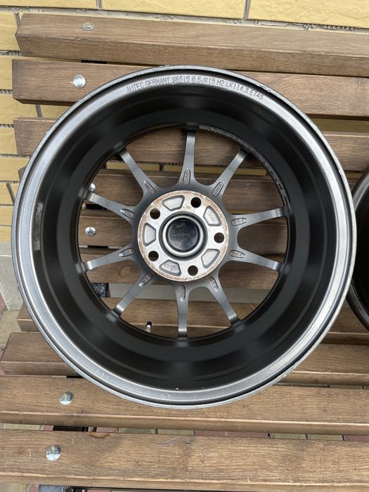 Диски Alutec R15 5.114.3 ET45 Рено Меган Мазда Кіа Тойота