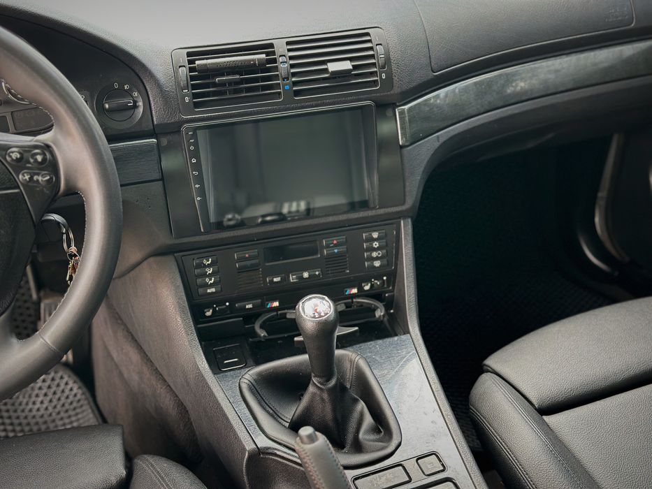 BMW E39 528i МКПП