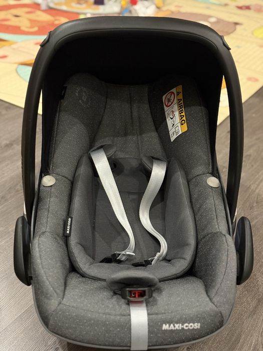 Автолюлька Maxi-Cosi Pebble Pro I-size, відмінний стан