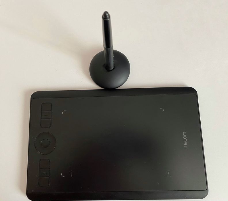 Графічний планшет Wacom Intuos Pro S ( PTH460)