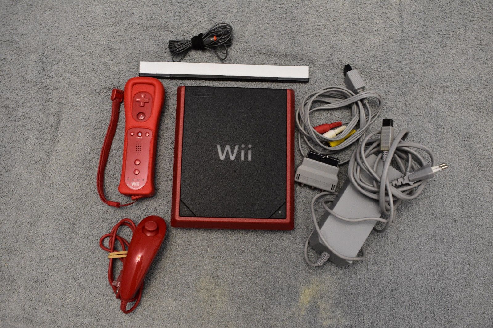 Conjunto Wii mini vermelha