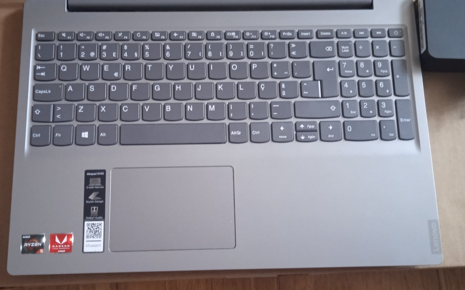 Lenovo ideapad S145 ...COM AVARIA...